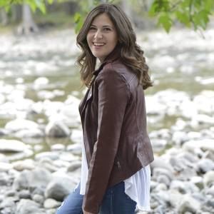 Meet your Posher, Mara